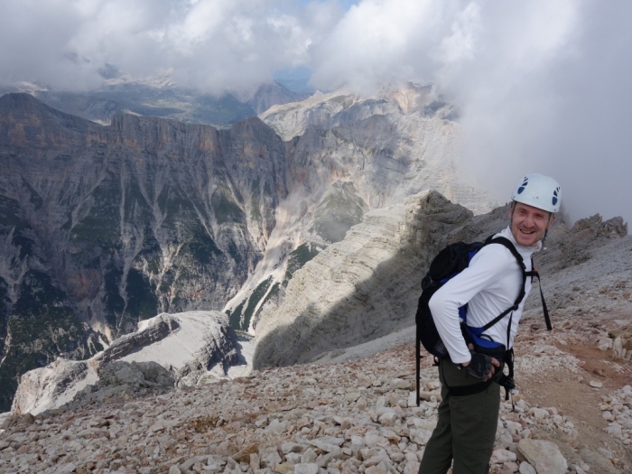 Moving away from the summit of Tofana di Dentro 